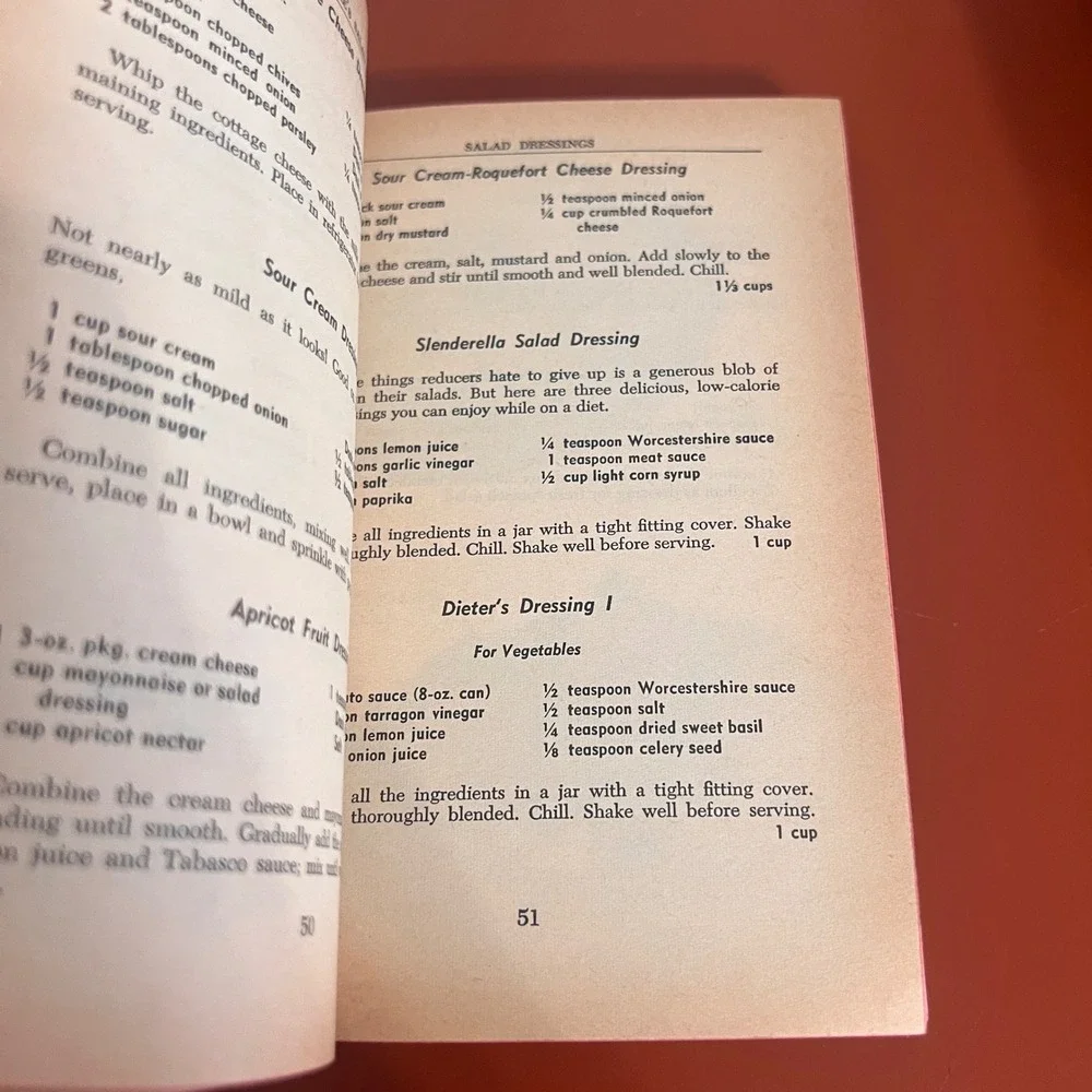 Marye Dahnke Salad Book Vintage 1961 1st Print Pocket Book Cookbook Kraft 7003